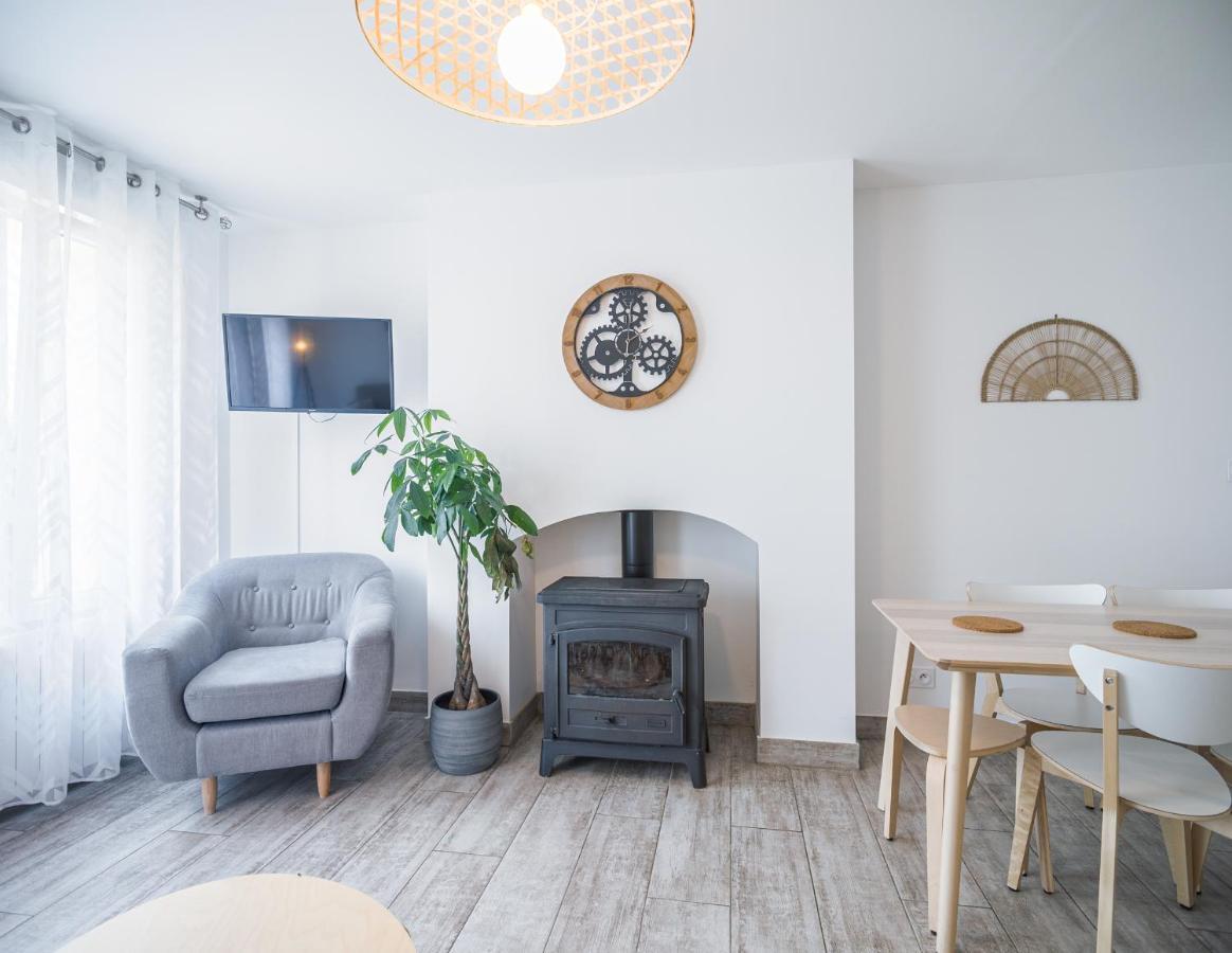 Les Duplex Du D'orient Apartment